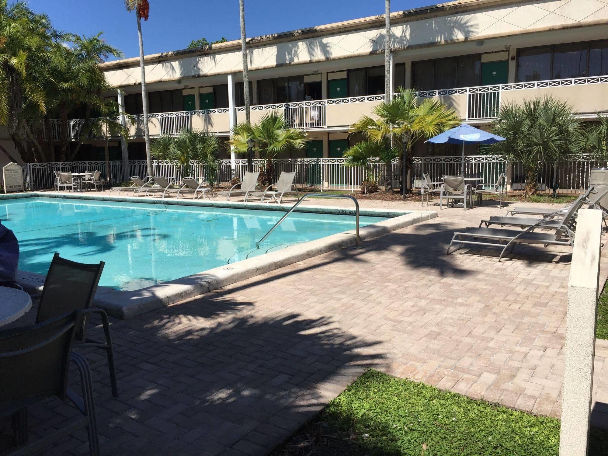 Sawgrass Inn & Conference Center Plantation Exteriér fotografie
